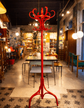 Penjador de peu de fusta estil Thonet